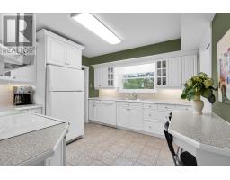 38 NOTRE DAME CRESCENT - 15
