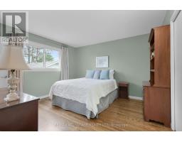 38 NOTRE DAME CRESCENT - 18