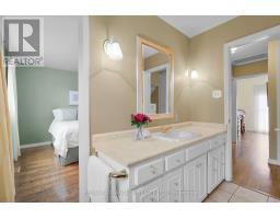 38 NOTRE DAME CRESCENT - 22