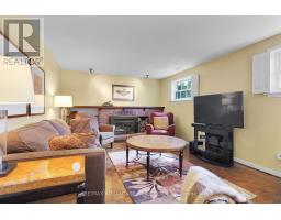 38 NOTRE DAME CRESCENT - 26