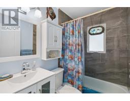 227 OAKLAND AVENUE - 23