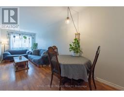 40 - 81C WELLESLEY CRESCENT - 12