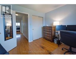 40 - 81C WELLESLEY CRESCENT - 23