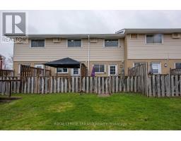 40 - 81C WELLESLEY CRESCENT - 33