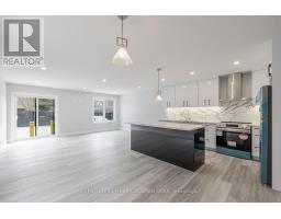 109 ROSS STREET - 18