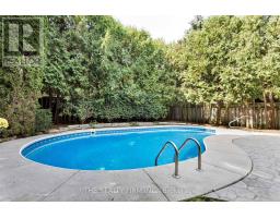 231 SUNNYSIDE DRIVE - 36