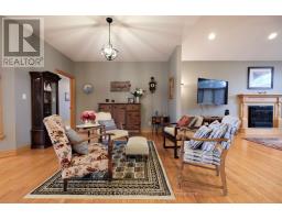 7284 CALVERT DRIVE - 26