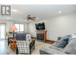 210 SNYDERS AVENUE - 9