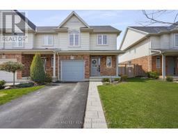893 SILVERFOX CRESCENT - 1