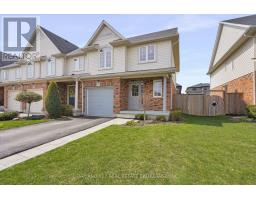 893 SILVERFOX CRESCENT - 2