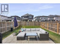 893 SILVERFOX CRESCENT - 37