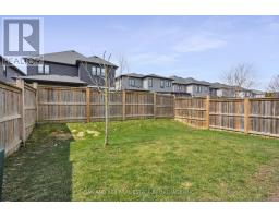 893 SILVERFOX CRESCENT - 40