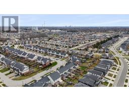 893 SILVERFOX CRESCENT - 49