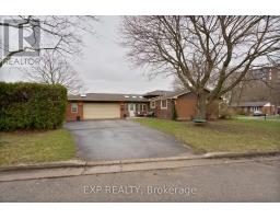 62 SOUTHVIEW CRESCENT - 26