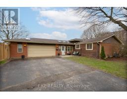 62 SOUTHVIEW CRESCENT - 27