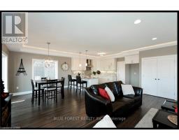 68 FIVE STAKES STREET - 7