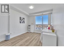 812 - 240 VILLAGEWALK BOULEVARD - 23