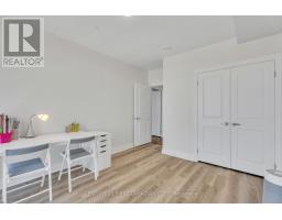 812 - 240 VILLAGEWALK BOULEVARD - 24