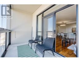 812 - 240 VILLAGEWALK BOULEVARD - 26