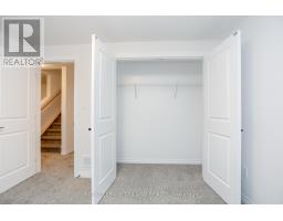 10 SILVERLEAF PATH - 17