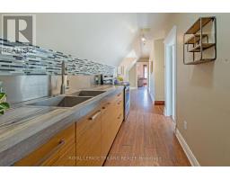 16 WOODWARD AVENUE - 21