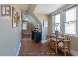 16 WOODWARD AVENUE - 23