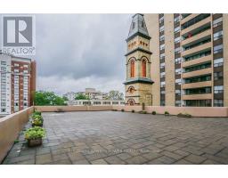 604 - 389 DUNDAS STREET - 30