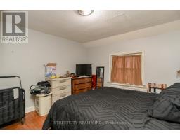 1843 DUNDAS STREET E - 16