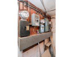 1843 DUNDAS STREET E - 44