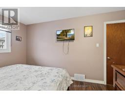 54 BRENNAN DRIVE N - 17