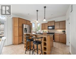 19 CHAMBERLAIN COURT - 11