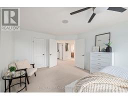 19 CHAMBERLAIN COURT - 23