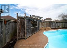 19 CHAMBERLAIN COURT - 37