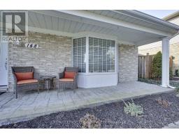 148 SPRINGFIELD CRESCENT - 3