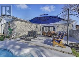 148 SPRINGFIELD CRESCENT - 31