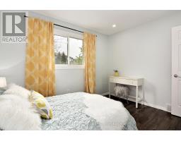 22 ERICA CRESCENT S - 20