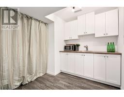 22 ERICA CRESCENT S - 27