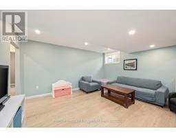 4 COULTHARD STREET - 27