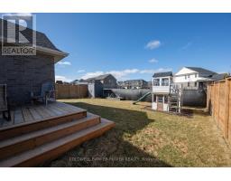 4 COULTHARD STREET - 32