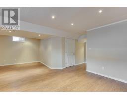 26 PEACH TREE BOULEVARD - 32
