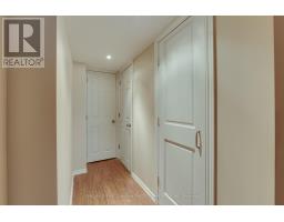 26 PEACH TREE BOULEVARD - 33