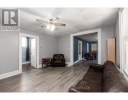 21 YARWOOD STREET - 13