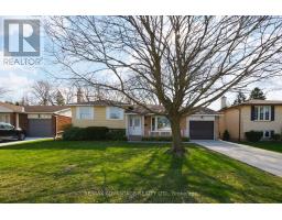 26 LUTON CRESCENT - 1