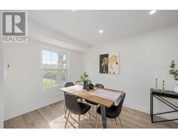 26 LUTON CRESCENT - 11