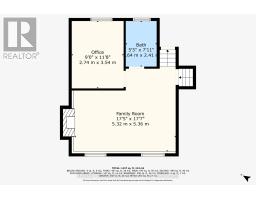 26 LUTON CRESCENT - 33