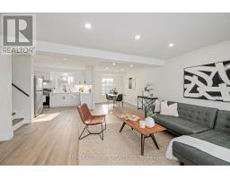 26 LUTON CRESCENT - 6