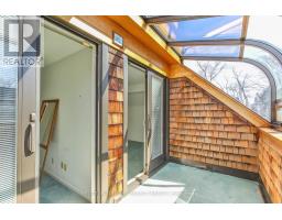 261 EPWORTH AVENUE - 25
