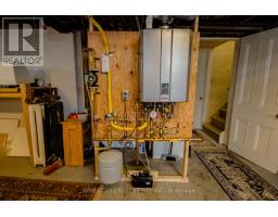 98 CENTRAL AVENUE - 46
