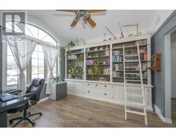 12 PINEHURST DRIVE - 15
