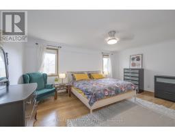 12 PINEHURST DRIVE - 17